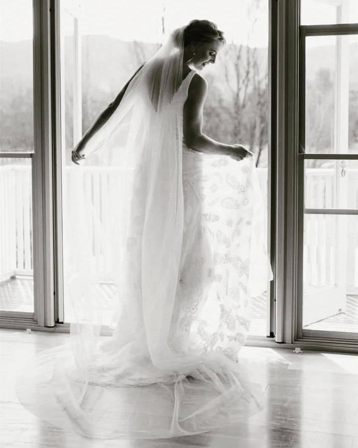 Soft bridal tulle wedding veil. - Studio 3 Twenty One LLC