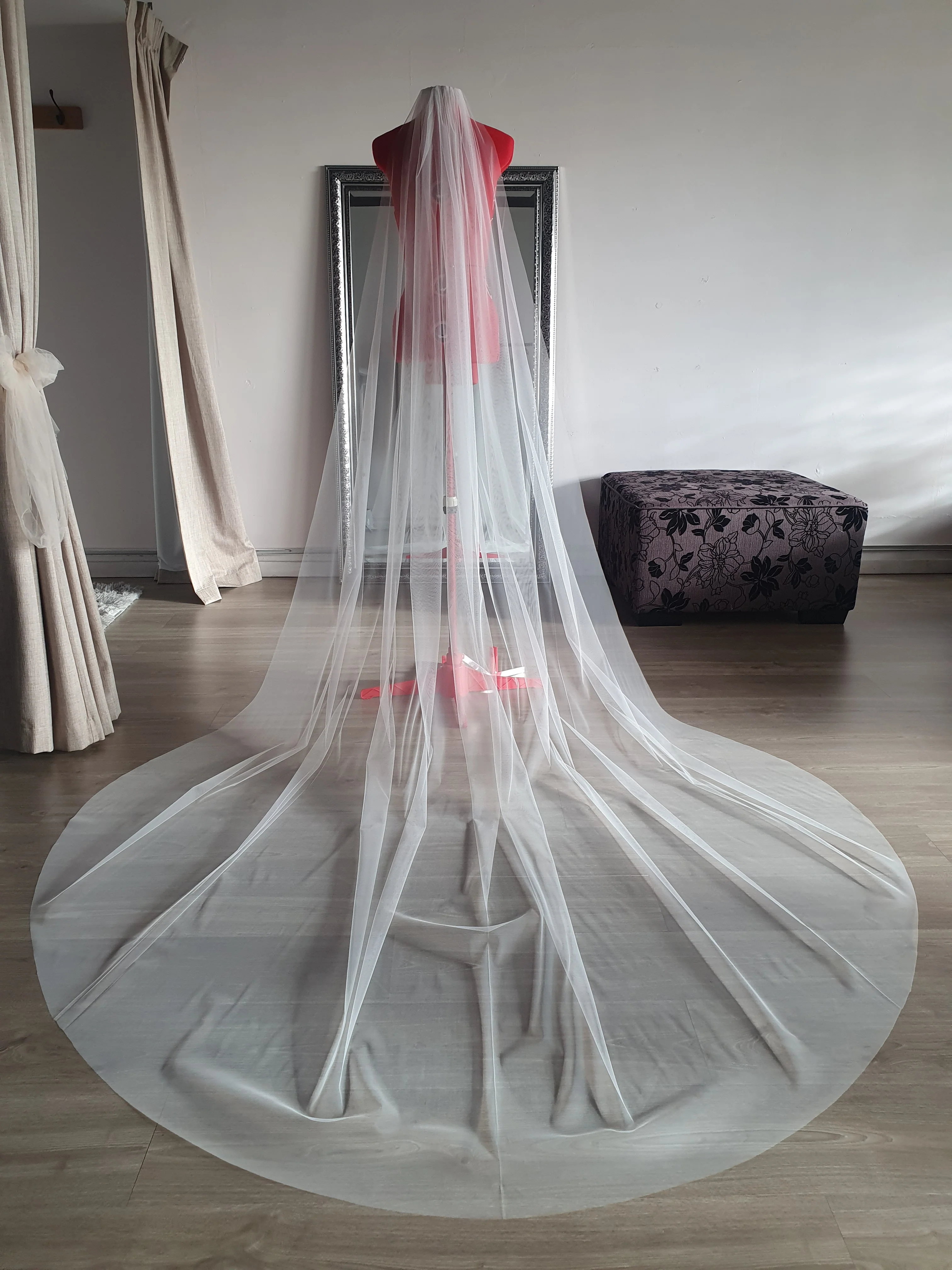 Soft bridal tulle wedding veil. - Studio 3 Twenty One LLC