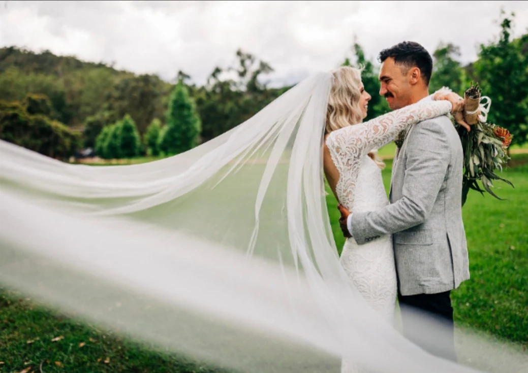 Soft bridal tulle wedding veil. - Studio 3 Twenty One LLC