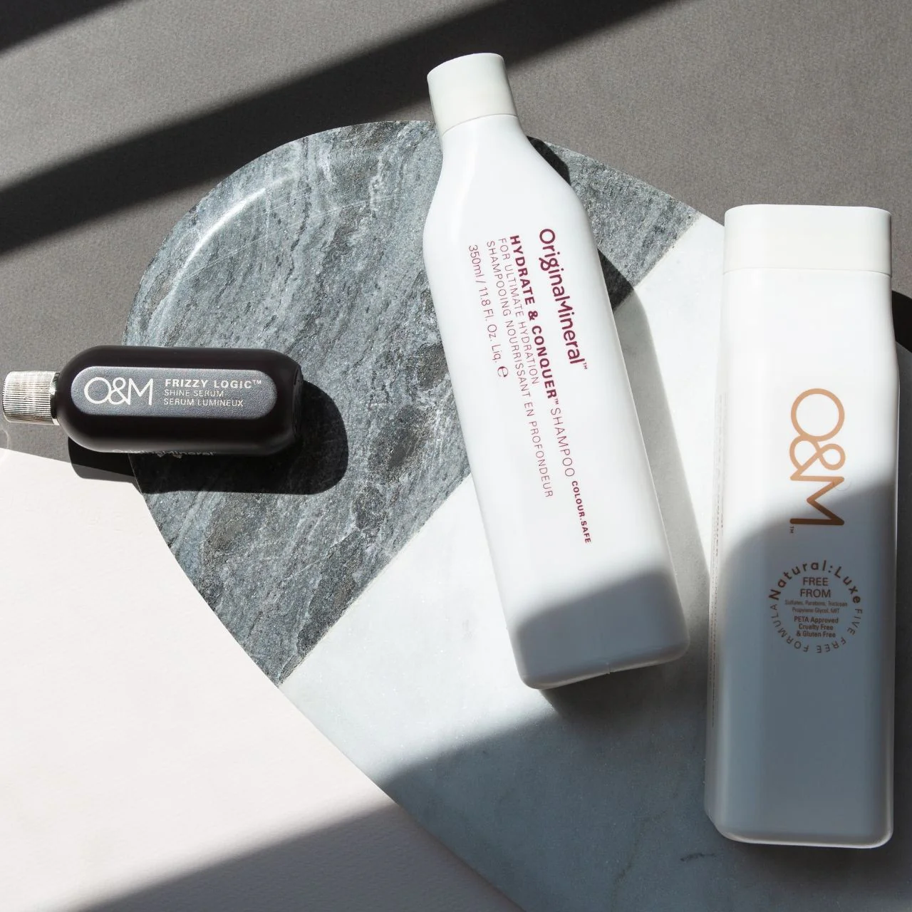 O&M Hydrate & Conquer Shampoo 350ml - Studio 3 Twenty One LLC