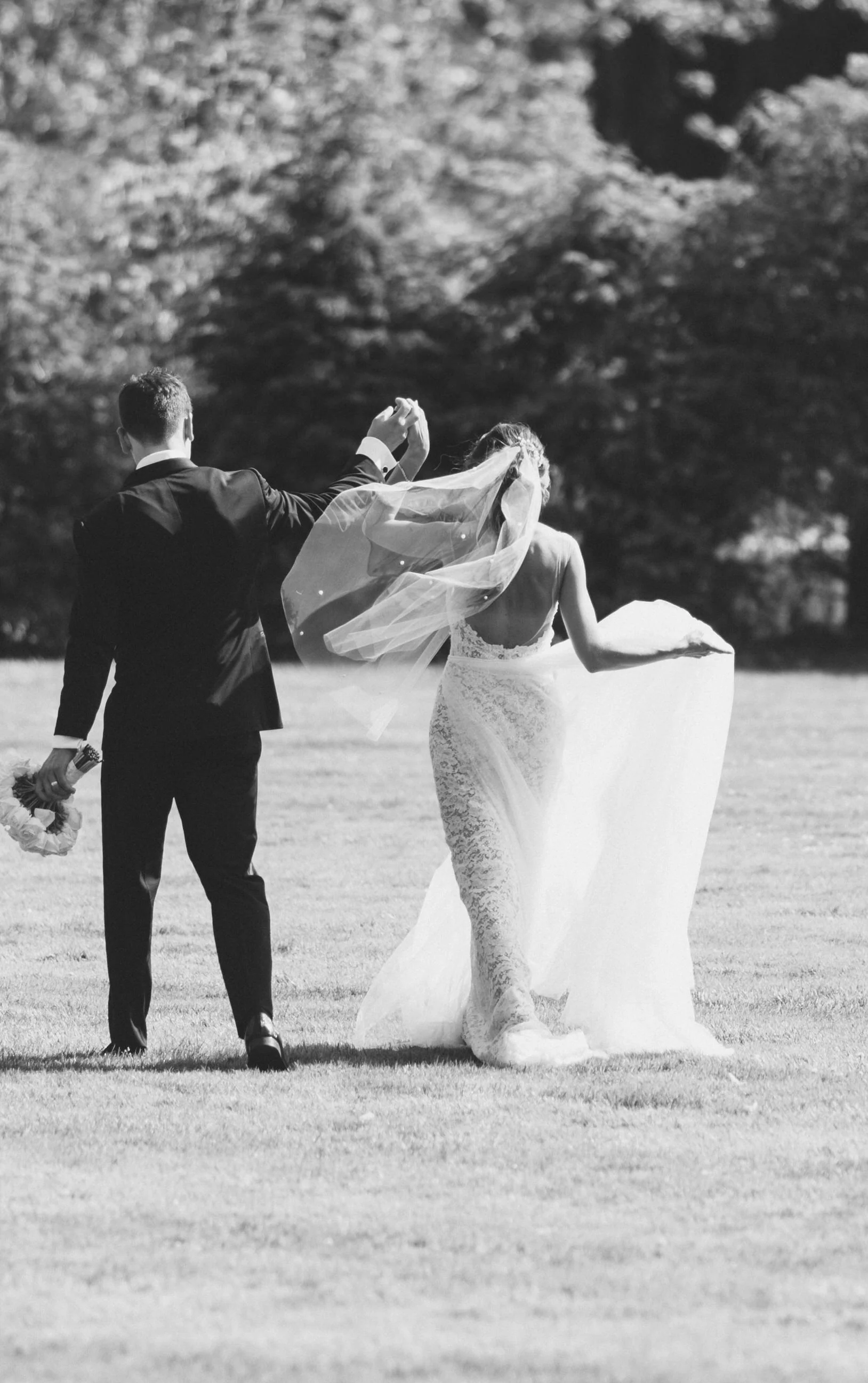 Ponytail Wedding Veil Hair Tie with Scattered Pearls - Studio 3 Twenty One LLC