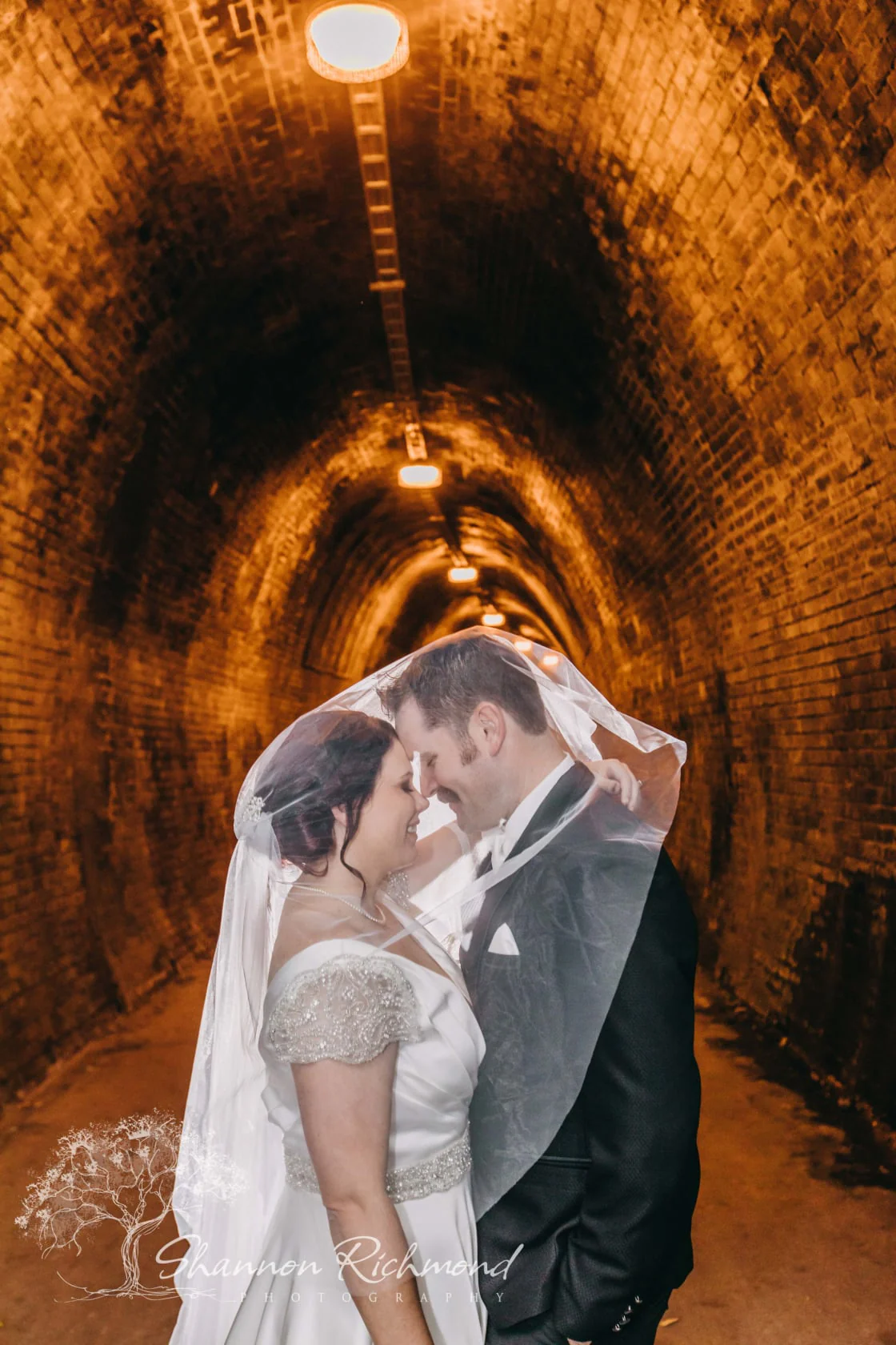 Tulle veil with 