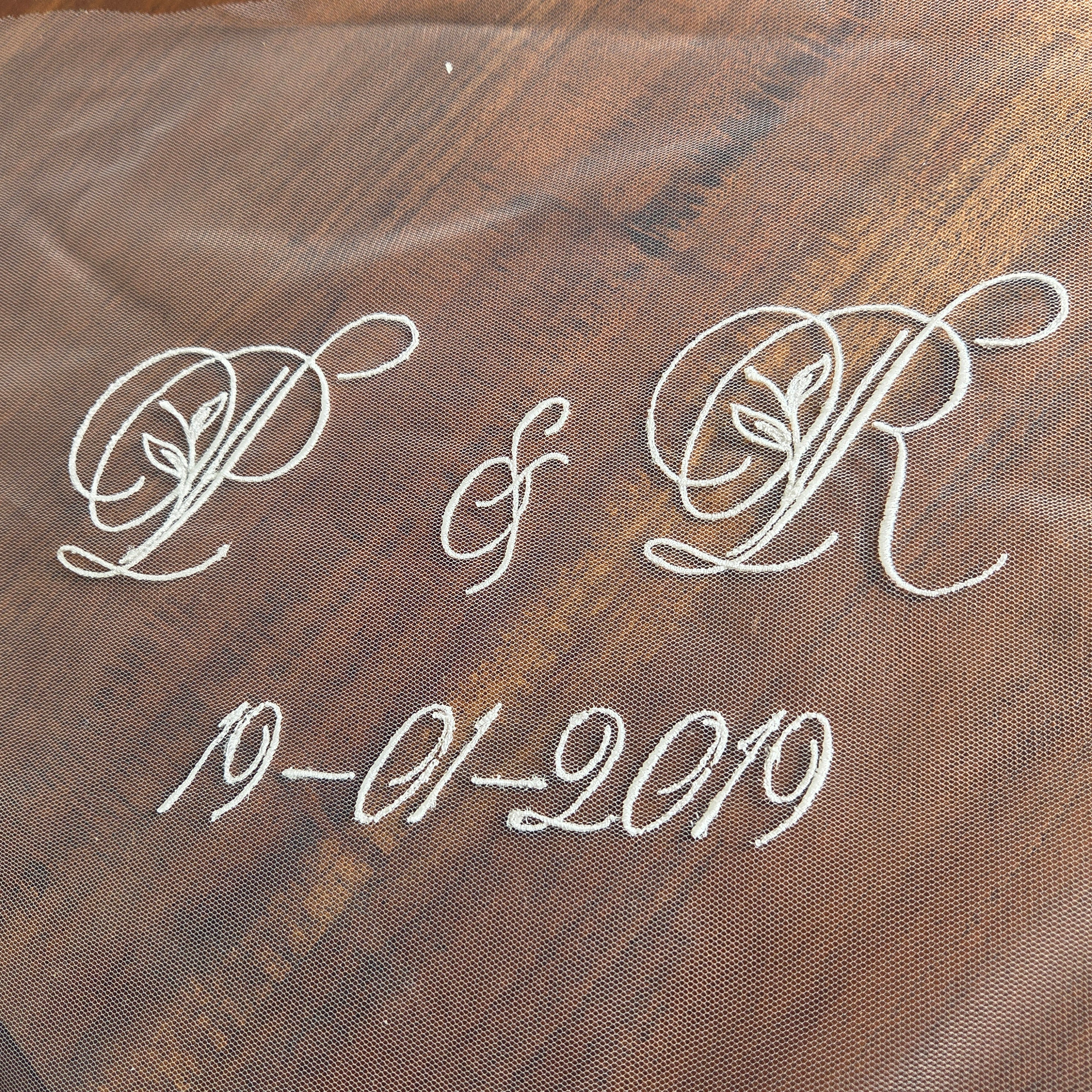 Personalised wedding veil, Custom Embroidery (initials, names, date, quotes) ADD ON - Studio 3 Twenty One LLC
