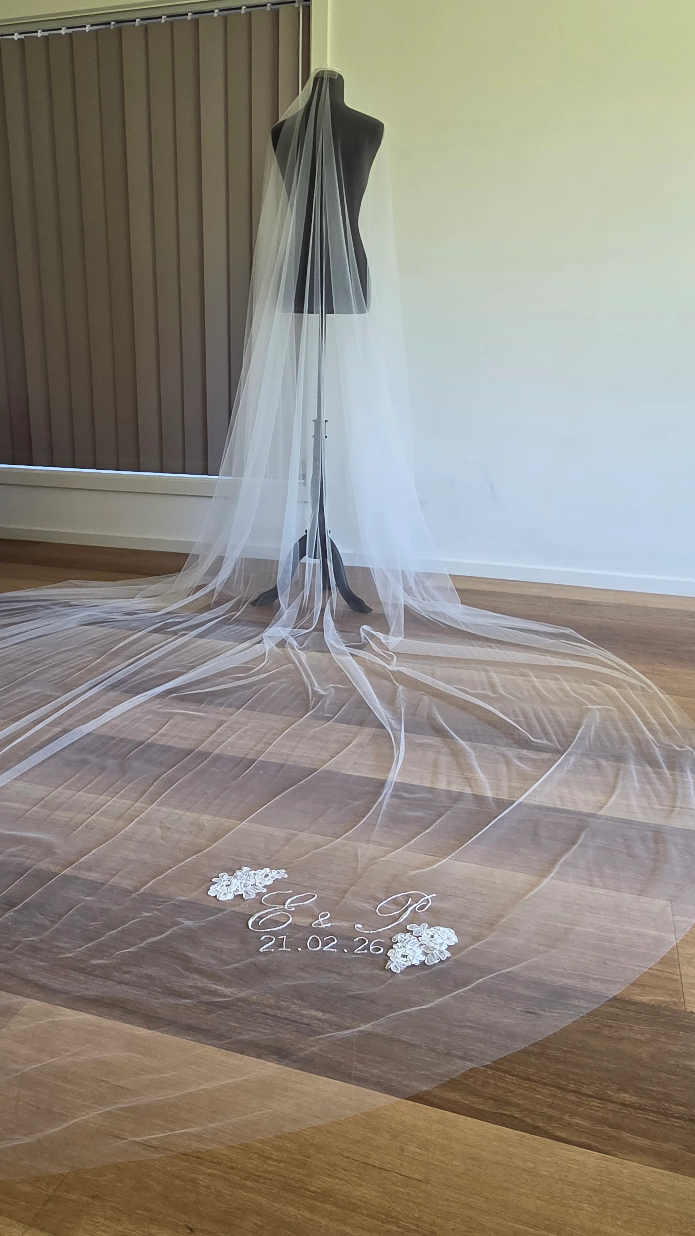 Personalised wedding veil, Custom Embroidery (initials, names, date, quotes) ADD ON - Studio 3 Twenty One LLC