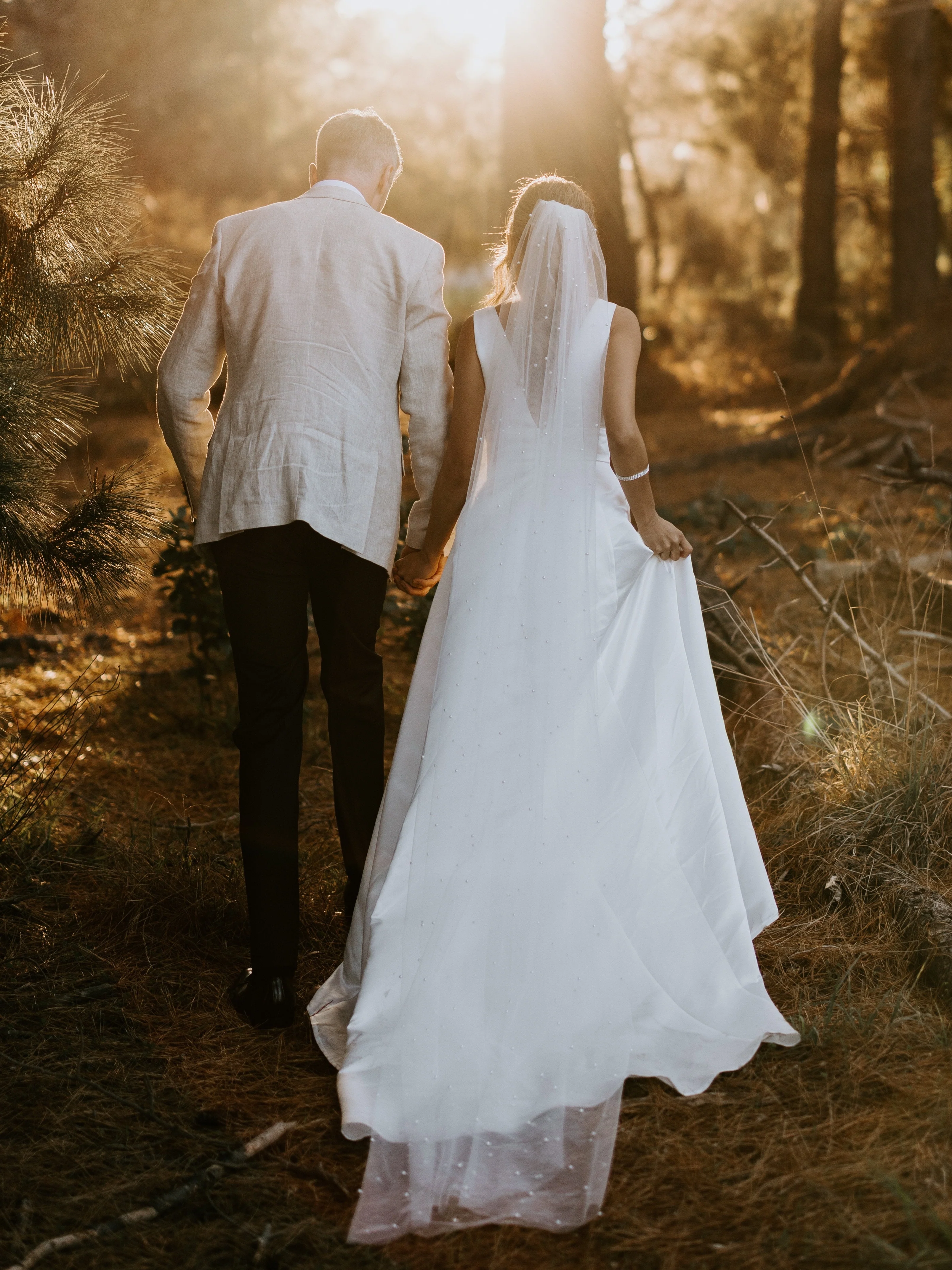 Pearl Veil - Studio 3 Twenty One LLC